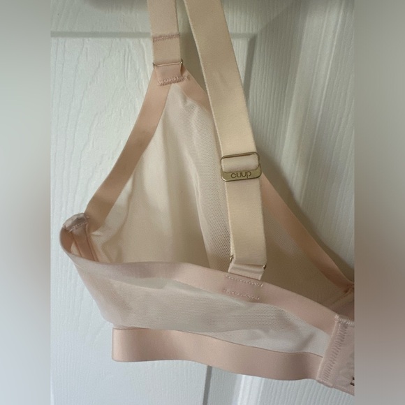 CUUP THE PLUNGE Cream Sheer bra. - Picture 6 of 8